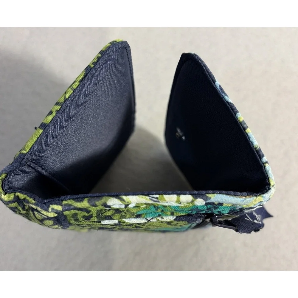 Vera Bradley  Trifold Wallet  Quilted Fabric Blue Green Summer Casual